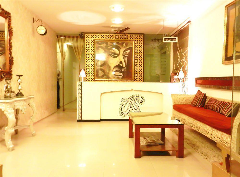 Fabhotel Prime Sarin Inn Heritage Benares Buitenkant foto