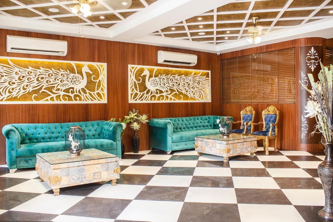 Fabhotel Prime Sarin Inn Heritage Benares Buitenkant foto