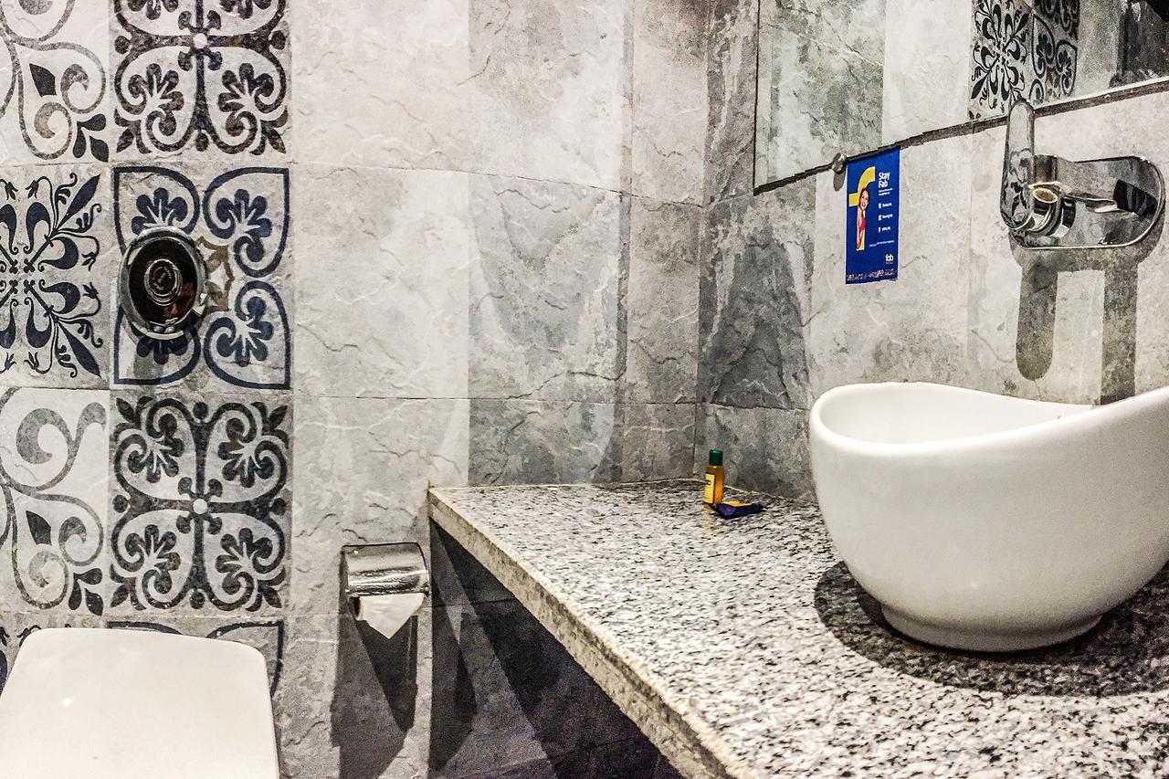 Fabhotel Prime Sarin Inn Heritage Benares Buitenkant foto